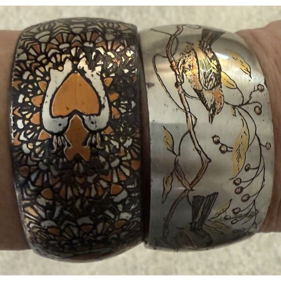 2 Vtg Reed and Barton Silver Damascene Birds Audubon & Heart Cuff Bracelets - Picture 6 of 9